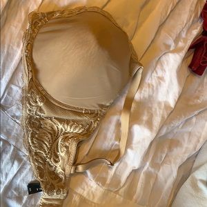 Natori Feathers Lace Bra in Nude